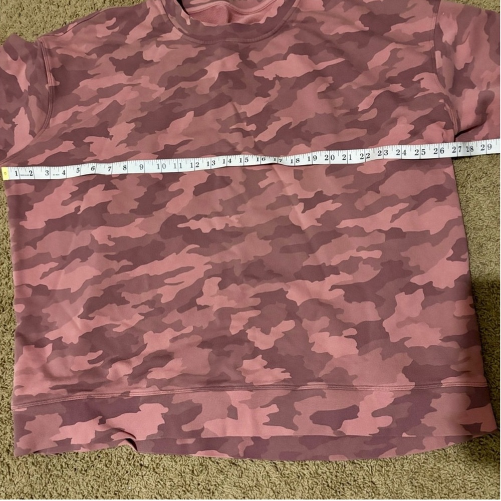 Lululemon Perfectly Oversized Crew Heritage 365 Camo Brier Rose Multi